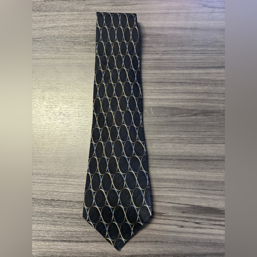 Bill Blass silk necktie
